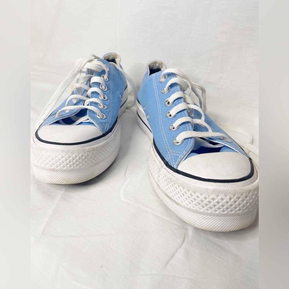 Light Blue Converse Low Top Lift